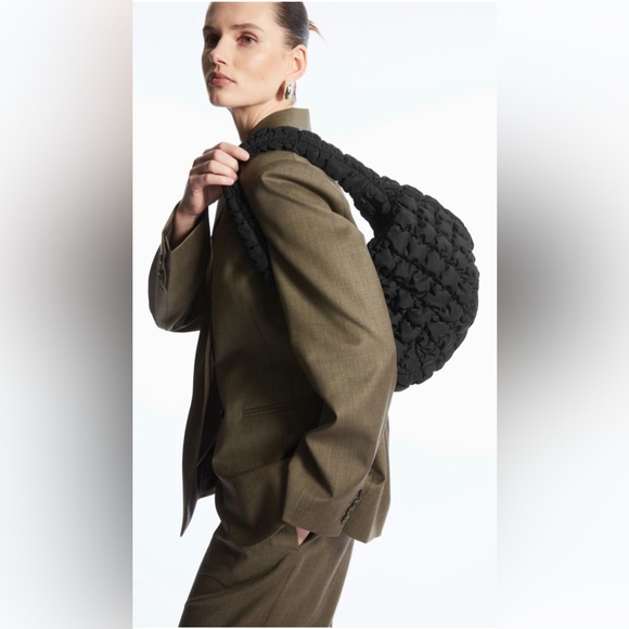 Cos mini quilted bag - Picture 1 of 3